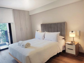Modern 1BR with Balcony in Miraflores